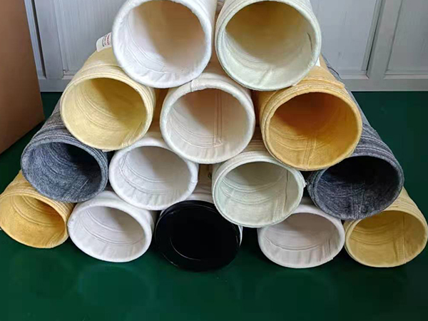 24袋除塵器的技術參數，塑燒板除塵器的技術參數,200布袋除塵器技術參數